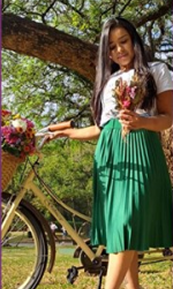 Winn Promoções - Promotora com bicicleta