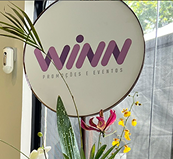 Winn Promoções - Promotora com coco